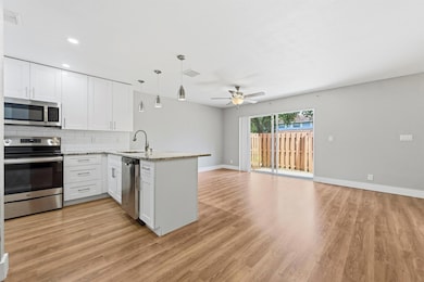 401 Cypress Way W, Palm Springs, FL 33406 - photo 7