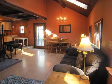 83 Mountain View Rd, Putney, VT 05346 - photo 6