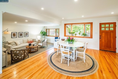 1085 Oak Hill Rd, Lafayette, CA 94549 - photo 5