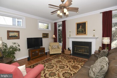 53 E Lake Dr, Annapolis, MD 21403 - photo 2