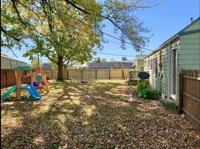 1031 Clark Ave, Bluffton, IN 46714 - photo 5