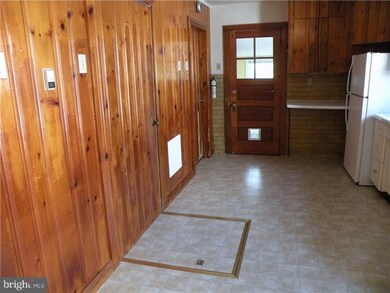 253 Elm St unit LOWER, Pottstown, PA 19464 - photo 7