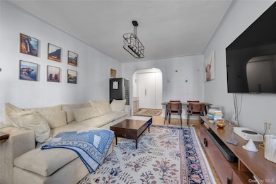 110-31 73rd Rd unit 4B, Forest Hills, NY 11375 - photo 3