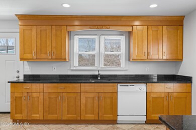 52 Cos Cob Ave unit 2, Cos Cob, CT 06807 - photo 3