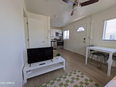 1005 Living Alt 2