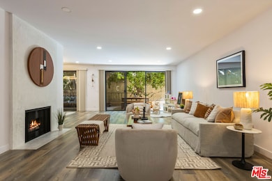 1210 N Kings Rd unit 101, West Hollywood, CA 90069 - photo 4