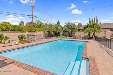 21 Westbury St Thousand Oaks-large-024-0
