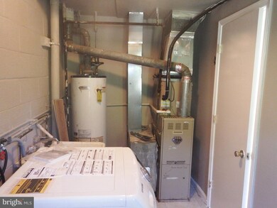 8537 Pioneer Dr, Severn, MD 21144 - photo 7