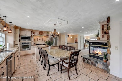 214 Oak St, Dunmore, PA 18512 - photo 3