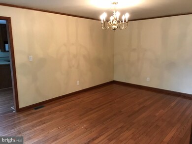 500 Elberne Ave, West Deptford, NJ 08093 - photo 5