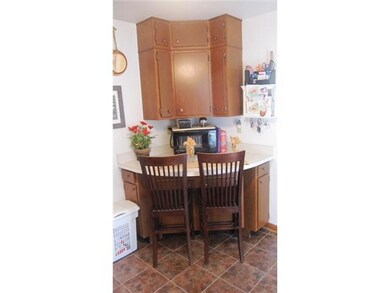 363 Mayflower Blvd, Columbus, OH 43213 - photo 3