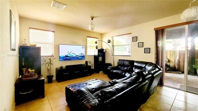 4461 NW 112th Ct, Doral, FL 33178 - photo 5