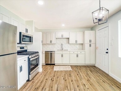 18-1010 S Price Rd-85281-18