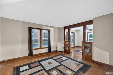 537 Gladstone Ave, Elkhart, IN 46516 - photo 5