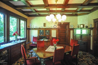 Box Wood Ceiling Formal Dining