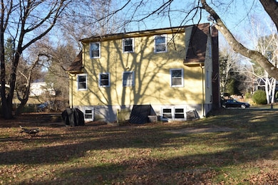 28 Hickory Rd, Colchester, CT 06415 - photo 3