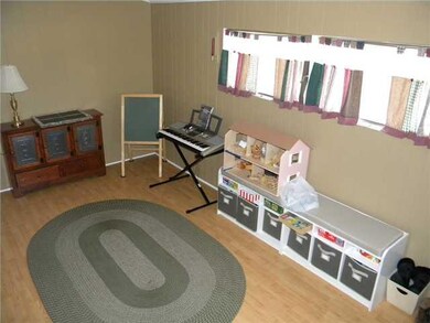 Studio/Study/Office