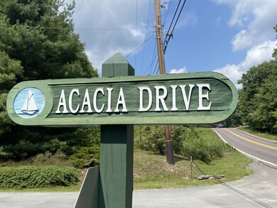 1054 Acacia Dr, Hawley, PA 18428 - photo 2