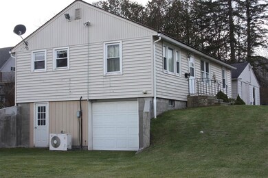 138 Woodward Ave, West Rutland, VT 05777 - photo 4