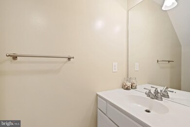 5116 Observation Way, Alexandria, VA 22312 - photo 7
