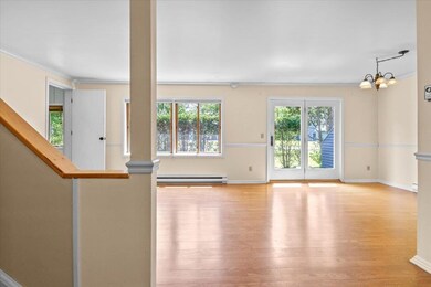 144 Creekside Dr, Shelburne, VT 05482 - photo 5