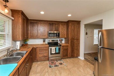 1613 Jim McCarter Rd, Clover, SC 29710 - photo 7