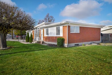 2664 W 3100 S unit 37, Salt Lake City, UT 84119 - photo 3