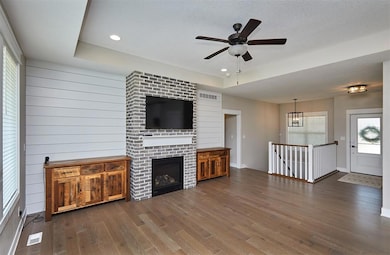 16884 Baxter Dr, Clive, IA 50325 - photo 4