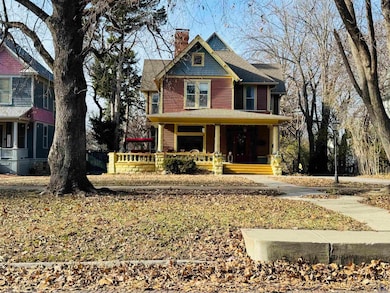 411 SW Woodlawn Ave, Topeka, KS 66606 - photo 6