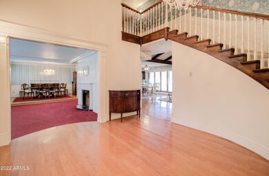 1712 E Fairfield St-9