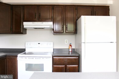10960 Republic Ct, Manassas, VA 20109 - photo 3