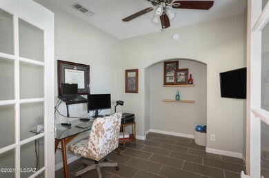Calle Lucinda - Den/Office