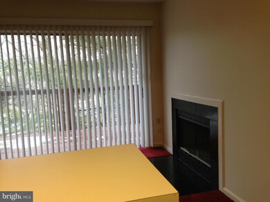 18122 Windsor Hill Dr, Olney, MD 20832 - photo 6