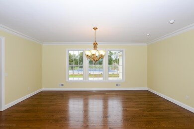 008_Dining Room
