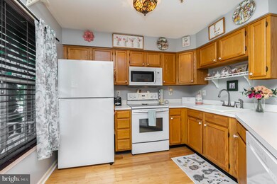 2033 Pointview Cir, Forest Hill, MD 21050 - photo 5