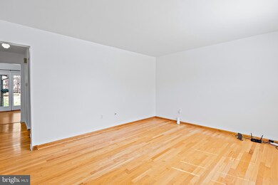 122 Key Pkwy, Frederick, MD 21702 - photo 6