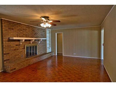 12204 Camelot Dr, Oklahoma City, OK 73120 - photo 6