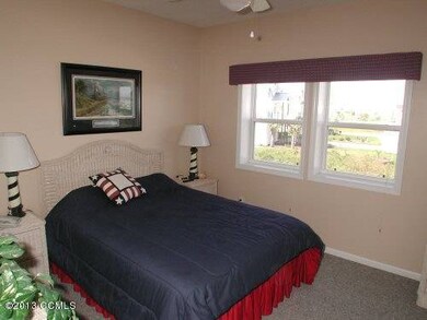 MASTER BEDROOM SUITE