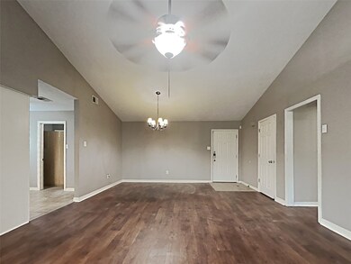 441 E Castle Harbour Dr, Friendswood, TX 77546 - photo 6