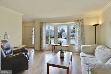 20072 Great Falls Forest Dr, Great Falls, VA 22066 - photo 3