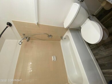 3608 Lois Dr unit 4, Anchorage, AK 99517 - photo 6