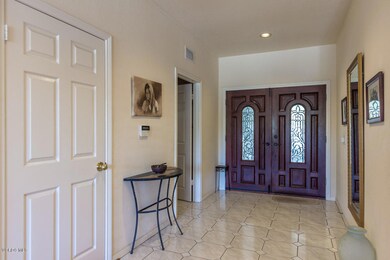 5264 Campo Rd, Woodland Hills, CA 91364 - photo 2