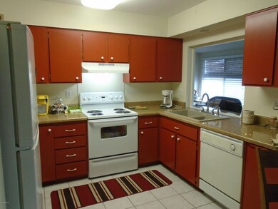 10851 W Thunderbird Blvd unit 15, Sun City, AZ 85351 - photo 4