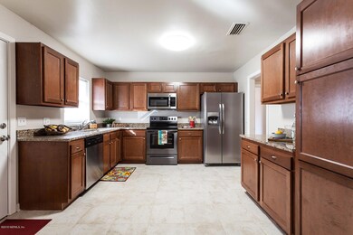 6210 Harlow Blvd, Jacksonville, FL 32210 - photo 5