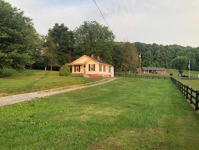 171 Woodlyn Rd, Johnson City, TN 37601 - photo 2