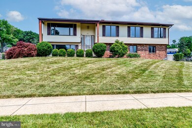 130 Lions Dr, Morrisville, PA 19067 - photo 3