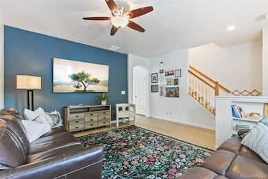 Spacious living room