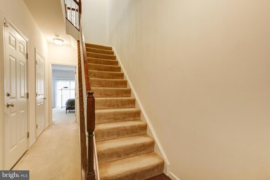 3091 Chinkapin Oak Ln unit 49, Woodbridge, VA 22191 - photo 5