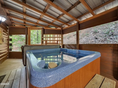 706 Falcons Nest Way, Pigeon Forge, TN 37863 - photo 3