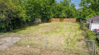 6219 Sherwood Dr, Houston, TX 77021 - photo 3